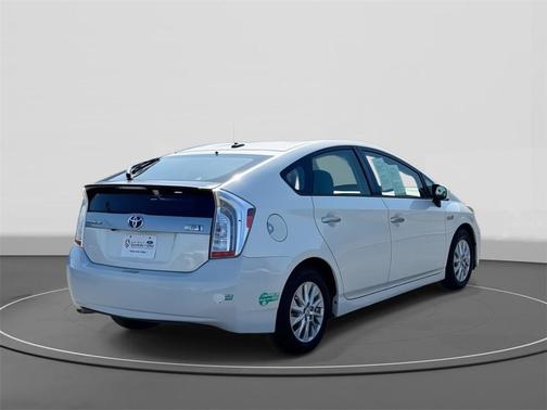 2015 Toyota Prius Plug-in Advanced
