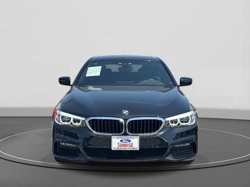 2019 BMW 540 i