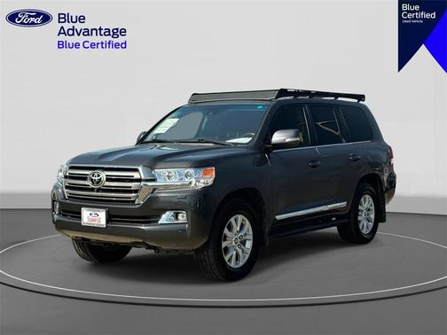 2017 Toyota Land Cruiser V8