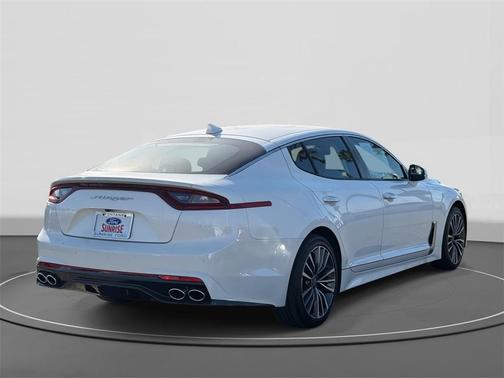 2019 Kia Stinger Base
