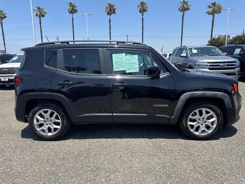 2017 Jeep Renegade Latitude