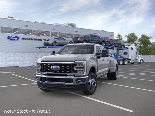 2025 Ford F-350 Lariat Super Duty
