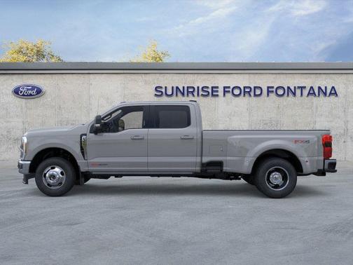 2025 Ford F-350 Lariat Super Duty