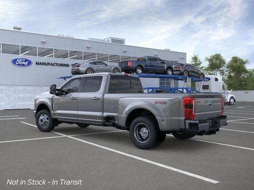 2026 Ford F-350 Lariat Super Duty