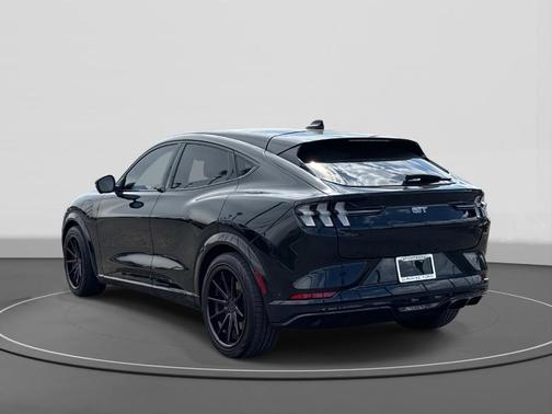2021 Ford Mustang Mach-E GT