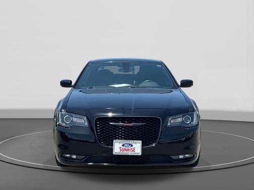 2022 Chrysler 300 S
