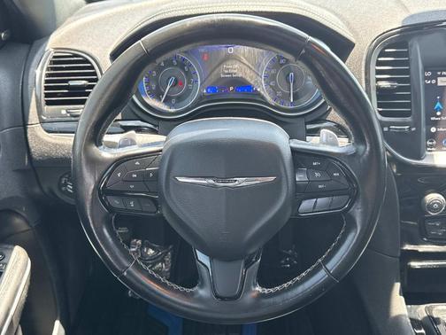 2022 Chrysler 300 S
