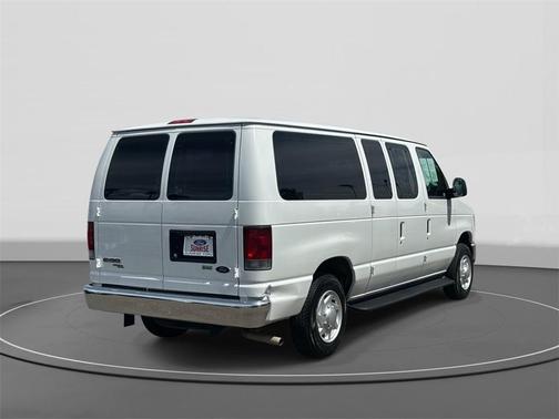 2011 Ford E150 XLT