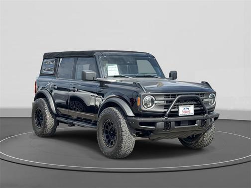 2021 Ford Bronco Base