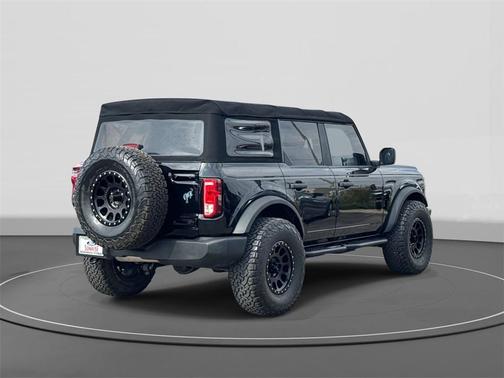 2021 Ford Bronco Base