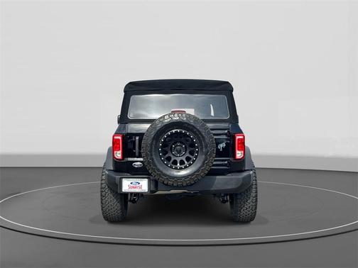 2021 Ford Bronco Base