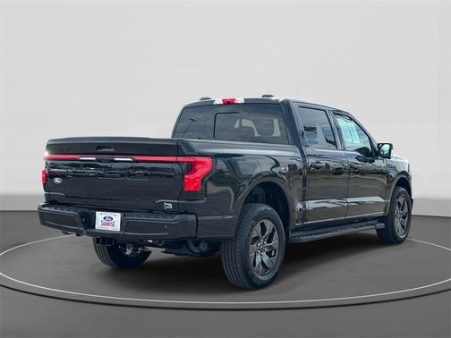 2024 Ford F-150 Lightning LARIAT