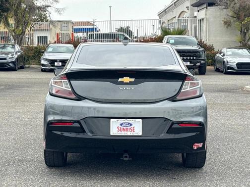 2017 Chevrolet Volt LT