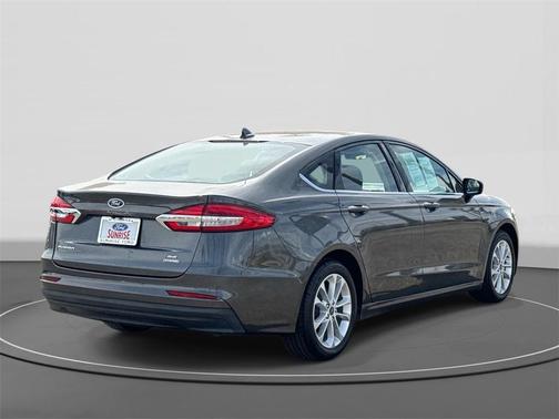 2020 Ford Fusion Hybrid SE