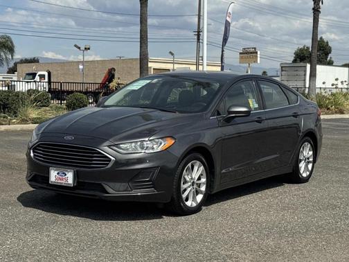 2020 Ford Fusion Hybrid SE