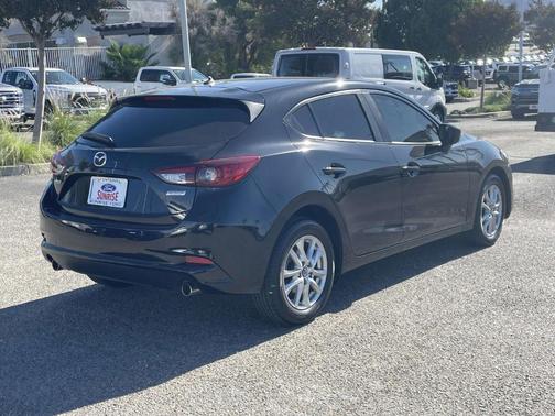 2018 Mazda Mazda3 Sport