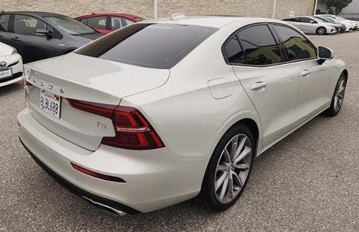 2019 Volvo S60 T5 Momentum