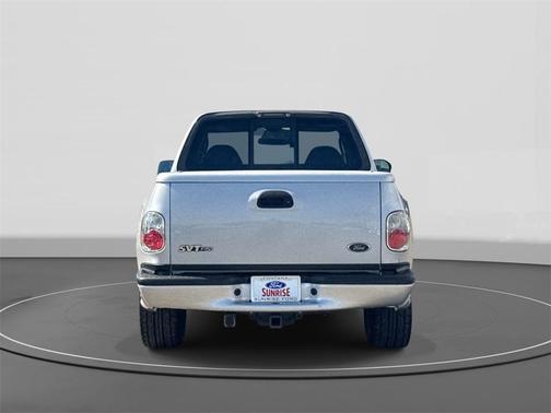 2004 Ford F-150 Heritage SVT Lightning Flareside