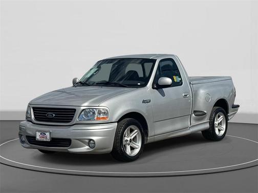 2004 Ford F-150 Heritage SVT Lightning Flareside