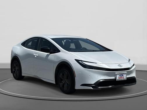 2023 Toyota Prius LE