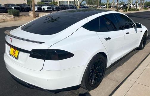 2016 Tesla Model S 75D
