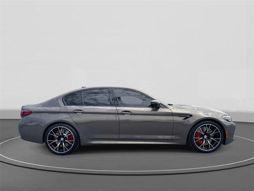 2022 BMW M5 Base