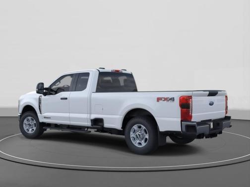 2026 Ford F-350 XLT