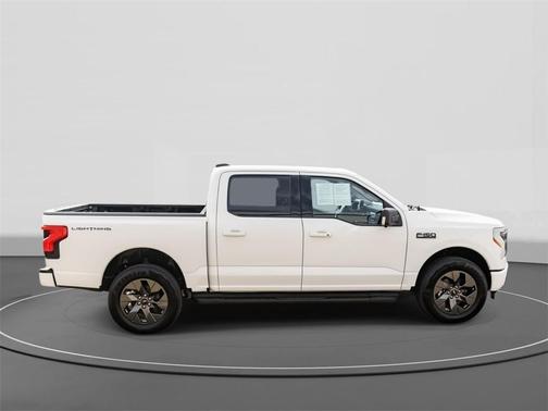 2024 Ford F-150 Lightning Flash