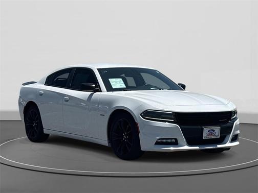 2017 Dodge Charger R/T