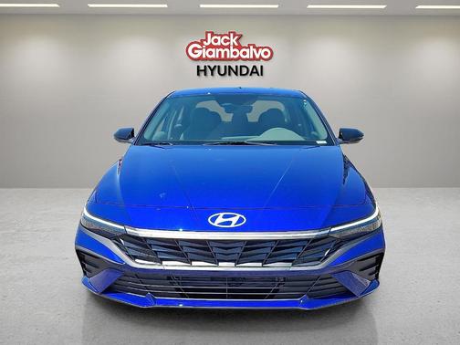 2025 Hyundai ELANTRA HEV SEL Sport