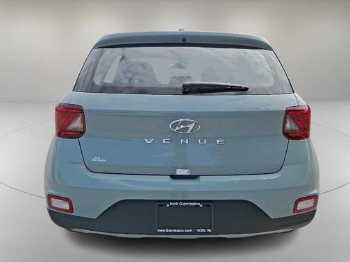 2025 Hyundai VENUE SE