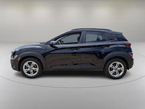 Abyss Black Pearl 2023 Hyundai KONA SEL