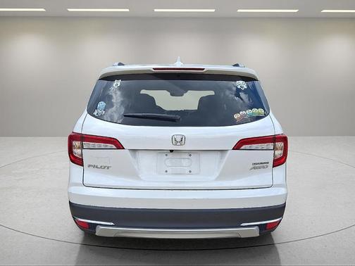 2022 Honda Pilot Touring 7-Passenger