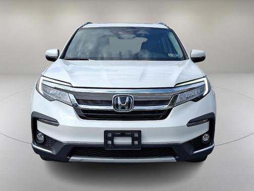 2022 Honda Pilot Touring 7-Passenger