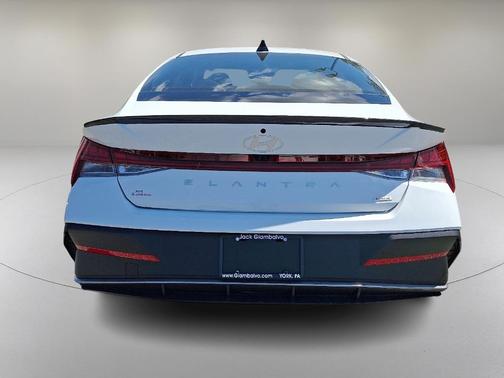2025 Hyundai ELANTRA HEV SEL Sport