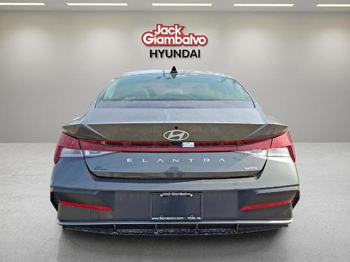 2025 Hyundai ELANTRA HEV Limited