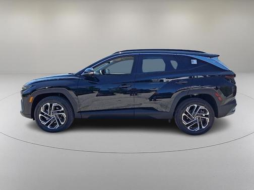 Phantom Black 2026 Hyundai TUCSON Limited