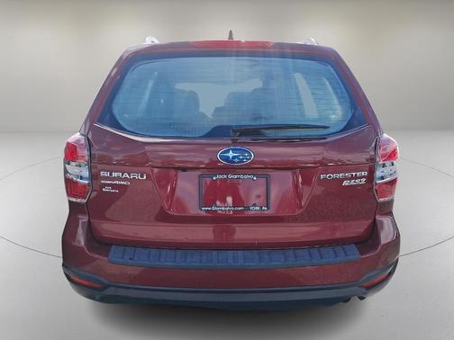 2016 Subaru Forester 2.5i