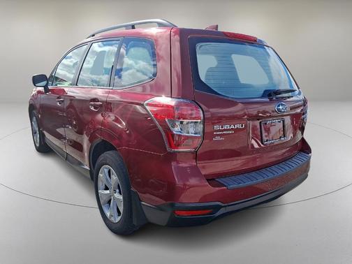 2016 Subaru Forester 2.5i