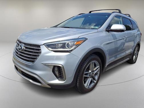 Circuit Silver 2017 Hyundai SANTA FE Limited Ultimate