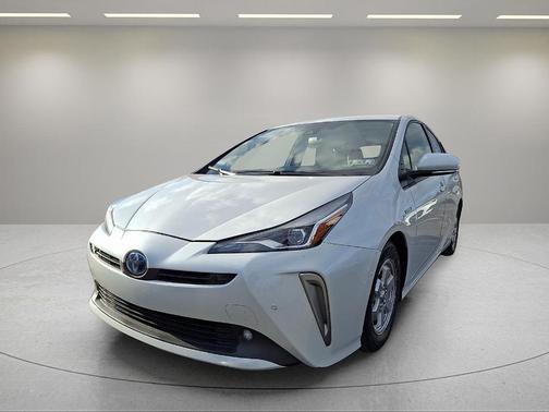 2021 Toyota Prius XLE