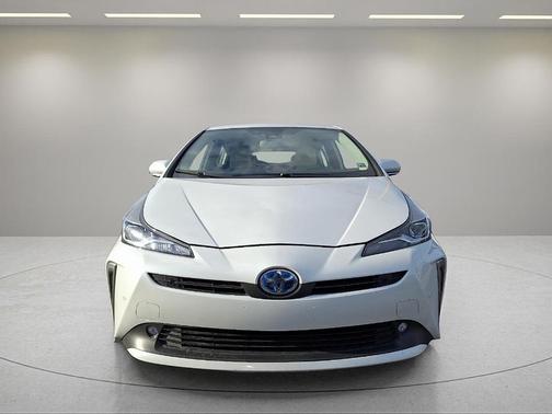 2021 Toyota Prius XLE