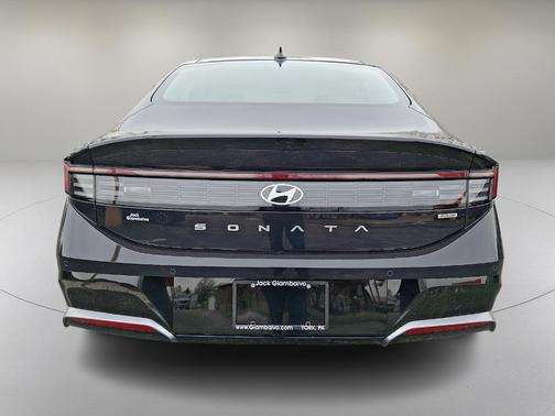 2026 Hyundai SONATA Hybrid Limited