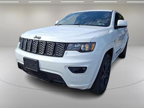 2022 Jeep Grand Cherokee WK Laredo