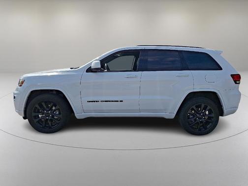 2022 Jeep Grand Cherokee WK Laredo