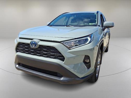2021 Toyota RAV4 Hybrid XLE Premium