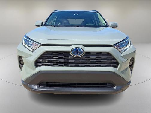 2021 Toyota RAV4 Hybrid XLE Premium