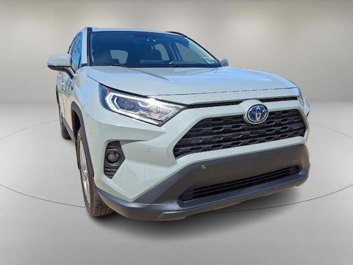 2021 Toyota RAV4 Hybrid XLE Premium