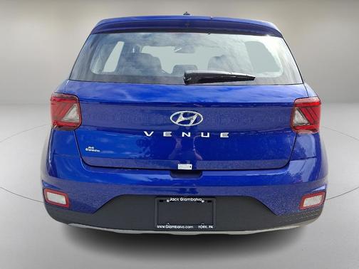2025 Hyundai VENUE SE