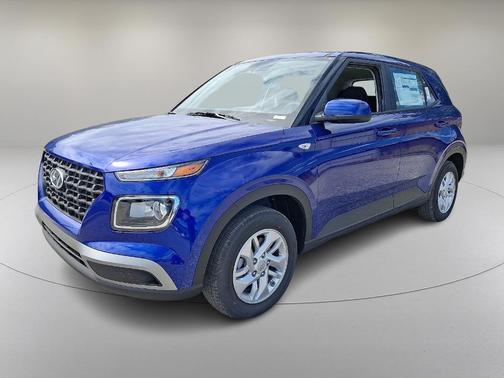 2025 Hyundai VENUE SE